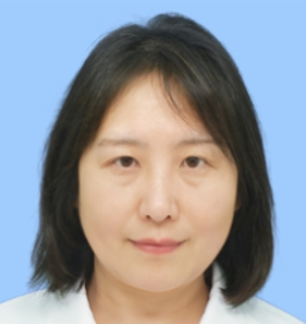 中小嶋 康子 氏